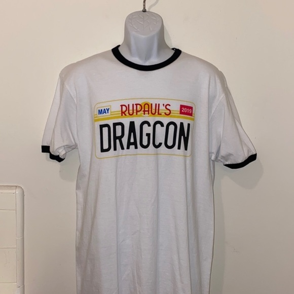 Unisex 2019 RuPaul’s DragCon License Plate Tee - Picture 2 of 8
